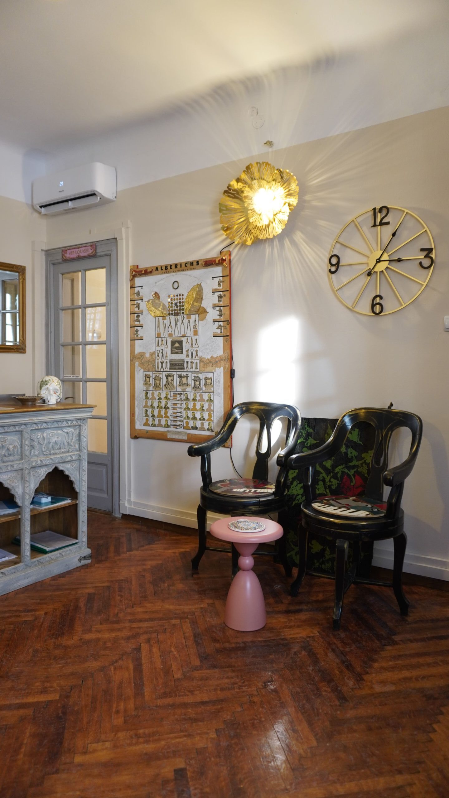 gallery grid image